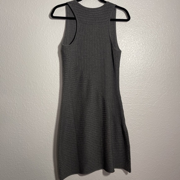 ATHLETA Ananda Grey Sz Small Stretch Sweater Dress Sleeveless - Picture 2 of 4